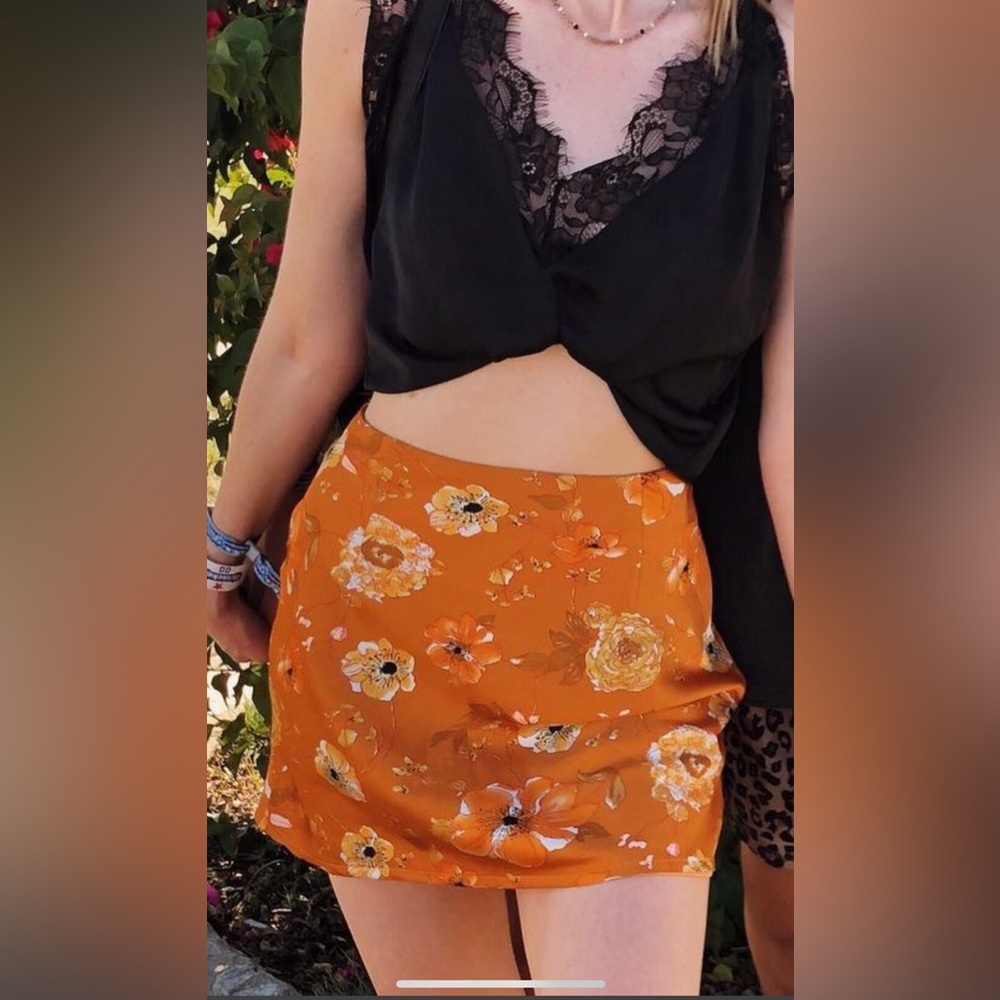 PRINCESS POLLY SILK SKIRT